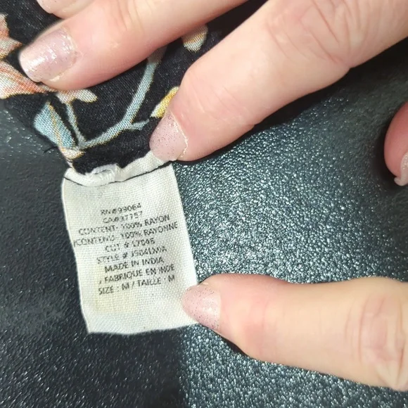 Billabong black with pink white green floral flowy long sleeve shirt size medium - Picture 7 of 9